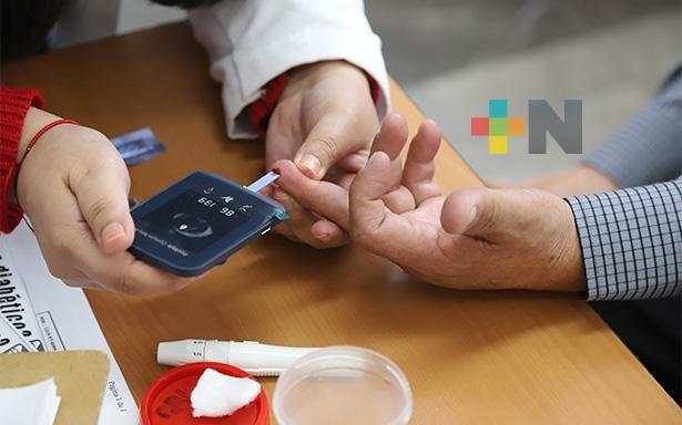 Módulo de salud preventiva brinda atención en Torre Orgullo Veracruzano