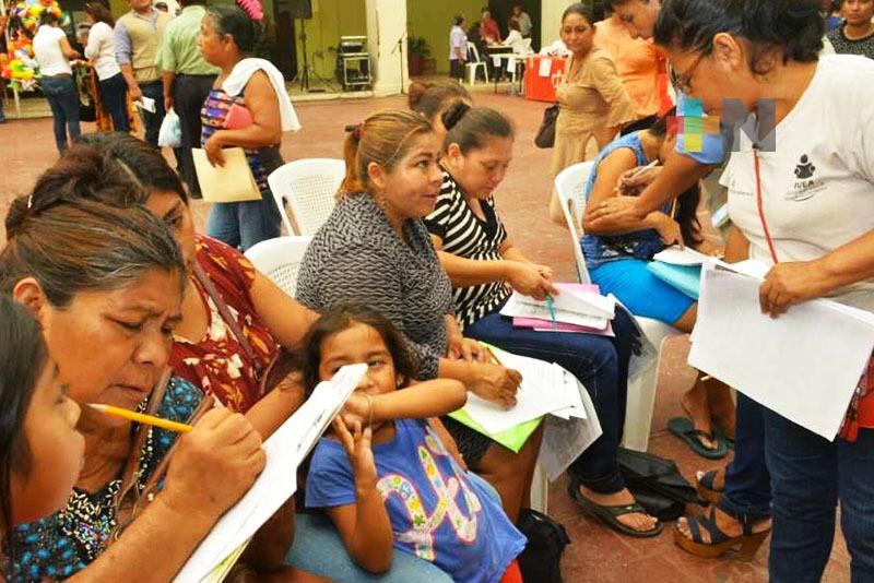 Programa “Educación para la vida y el trabajo” combate rezago educativo en Coatzacoalcos