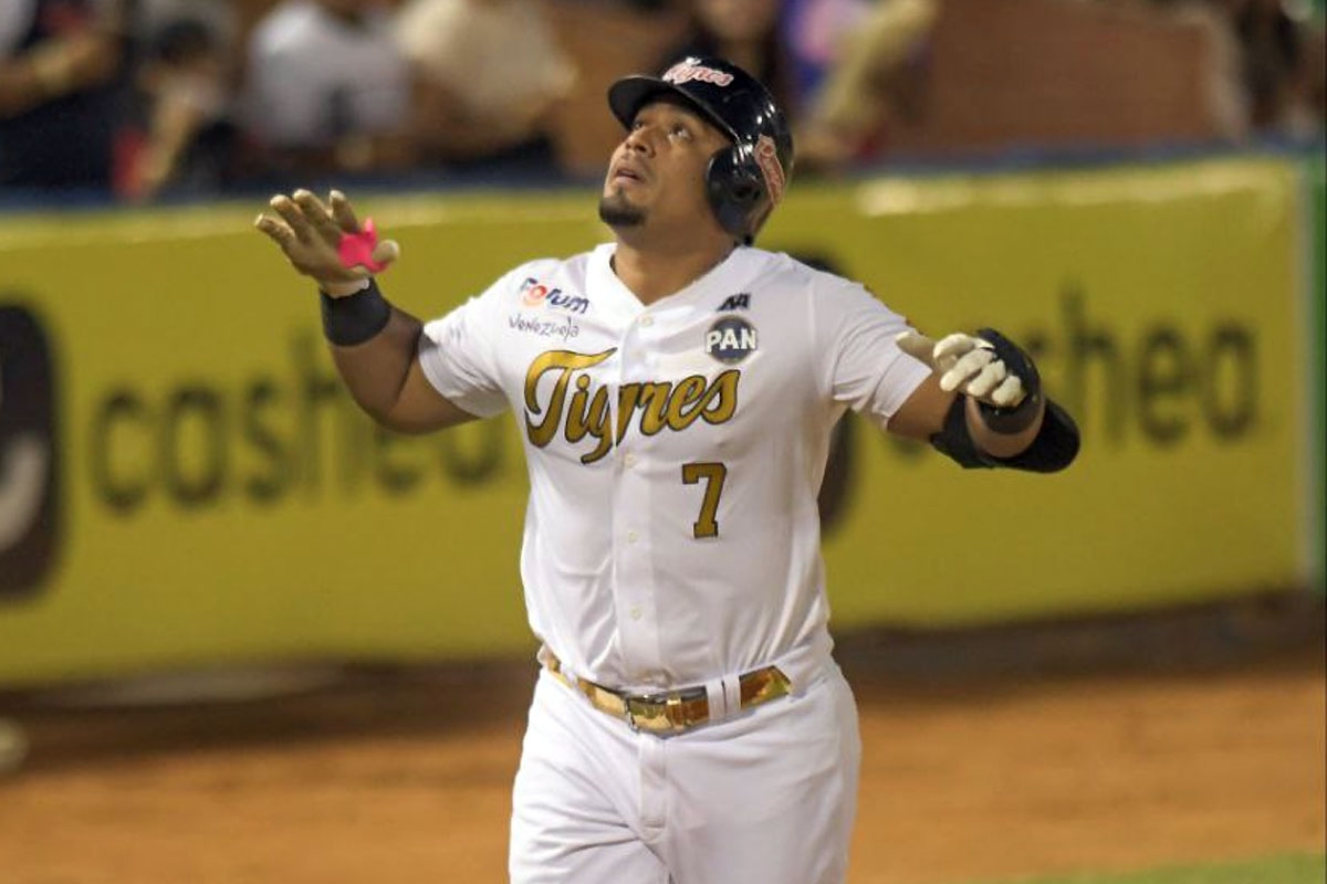 Confirman a David Rodríguez como refuerzo de El Águila