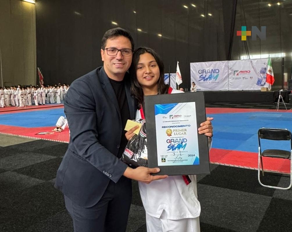 Conquista Larissa Santiago el Grand Slam FMTKD para Élite Taekwondo
