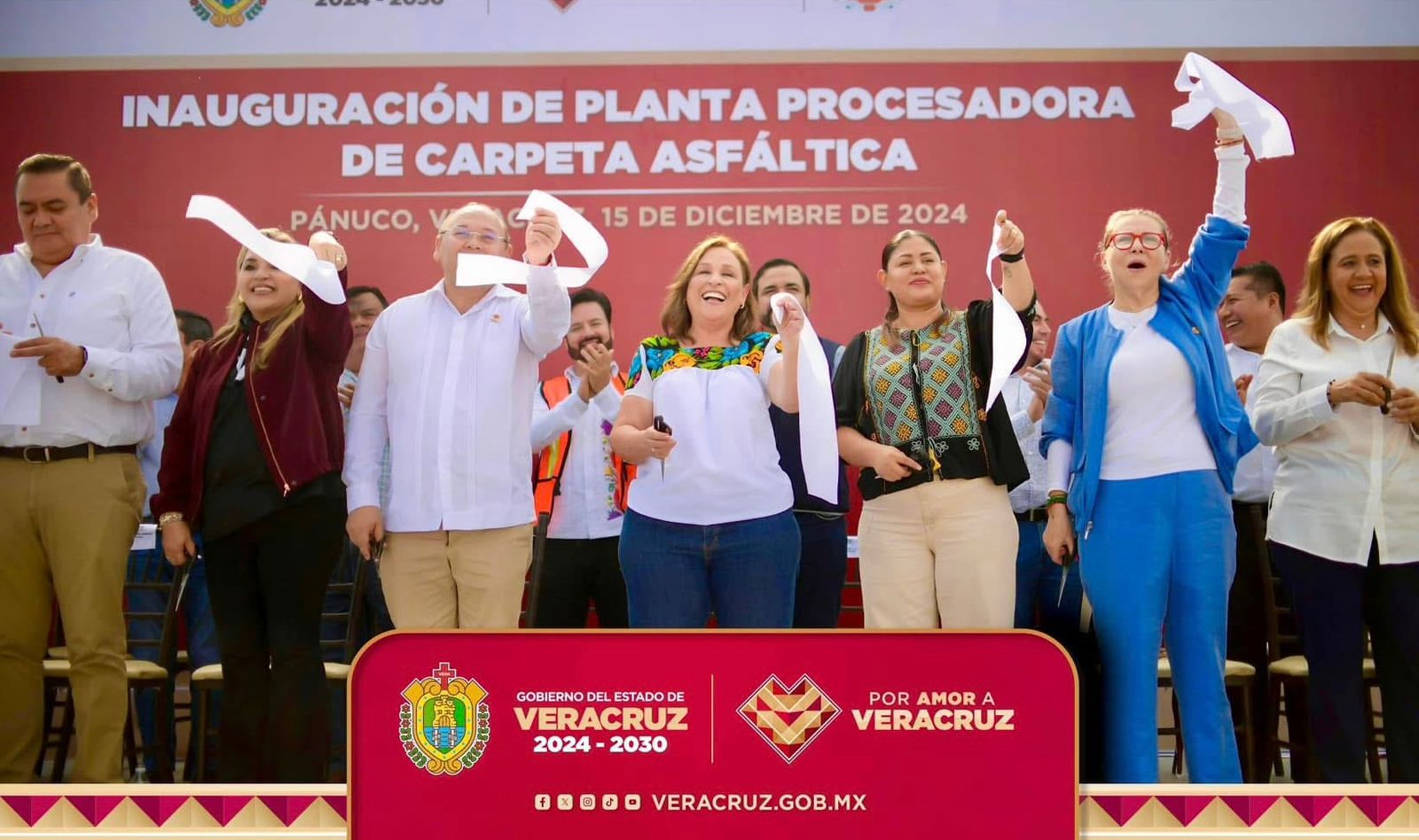 Gobernadora Rocío Nahle inaugura planta procesadora de carpeta asfáltica en Pánuco