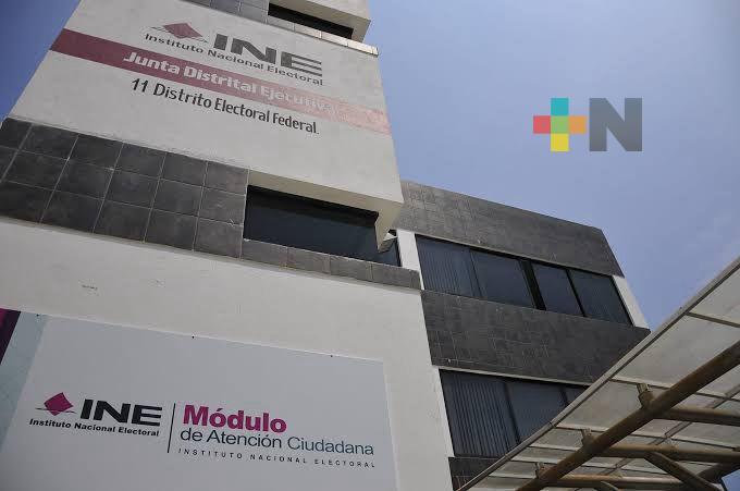 Lista convocatoria para supervisores y asistentes electorales del INE