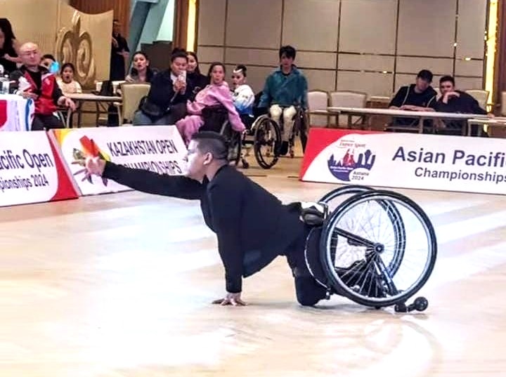 Yermain Fernández conquista oro en Campeonato Abierto Asia Pacífico 2024 en Kazajistán