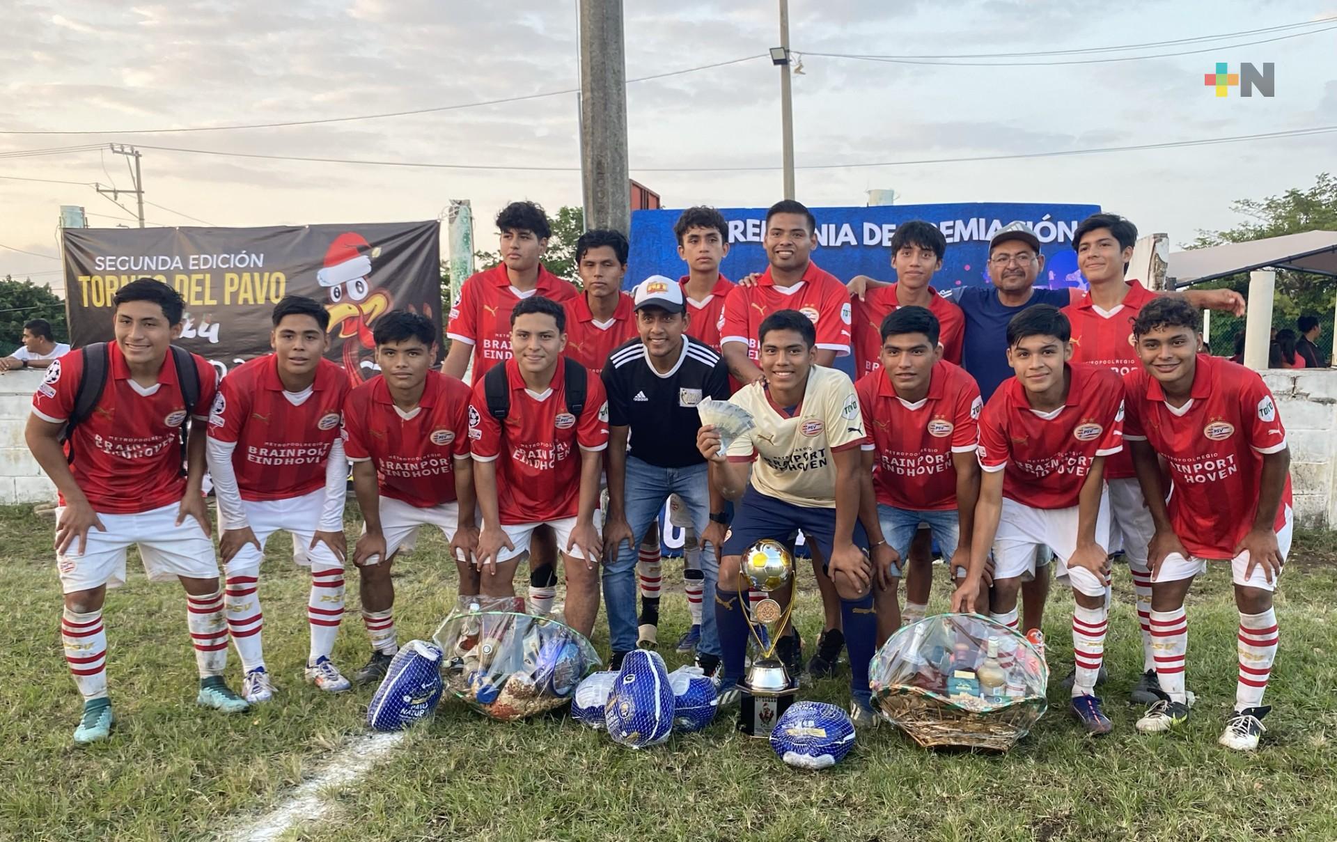 Nanchital se coronó en Torneo del Pavo de futbol