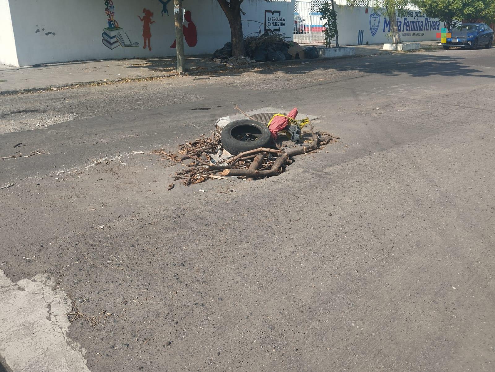 Reportan hundimiento en avenida Revillagigedo de Veracruz puerto