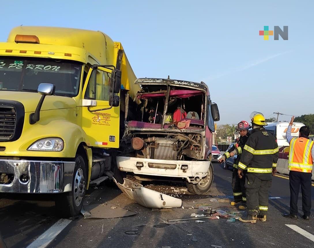 Brandon está en coma inducido tras accidente; desmienten que haya perdido sus piernas