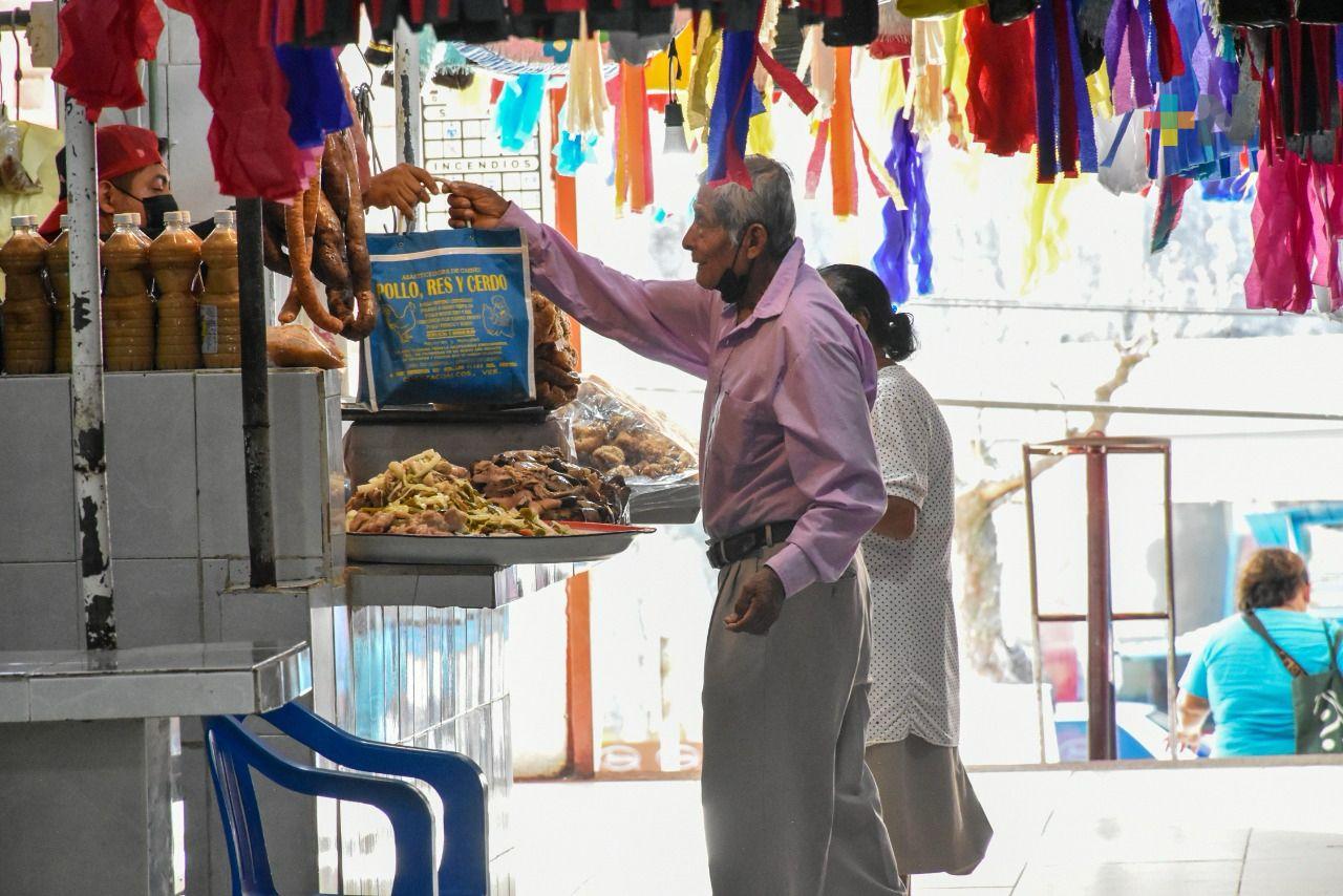 Comerciantes de productos básicos esperan repunten sus ventas en 2025