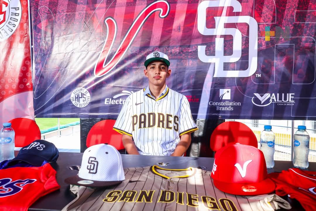 Otro prospecto veracruzano firma con Padres de San Diego