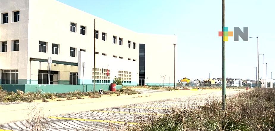 Pobladores de Coatza esperan se reactive operación de Hospital Materno Infantil