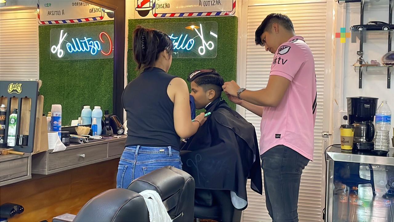 Aumentan servicios en peluquerías de Coatzacoalcos