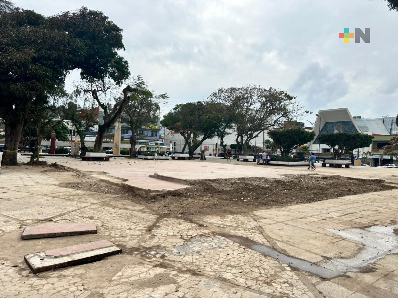 Evaluarán proyectos para infraestructura cultural en parque Independencia de Coatza