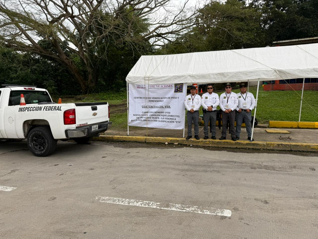 Inspeccionan peso y dimensiones al transporte de carga de Veracruz