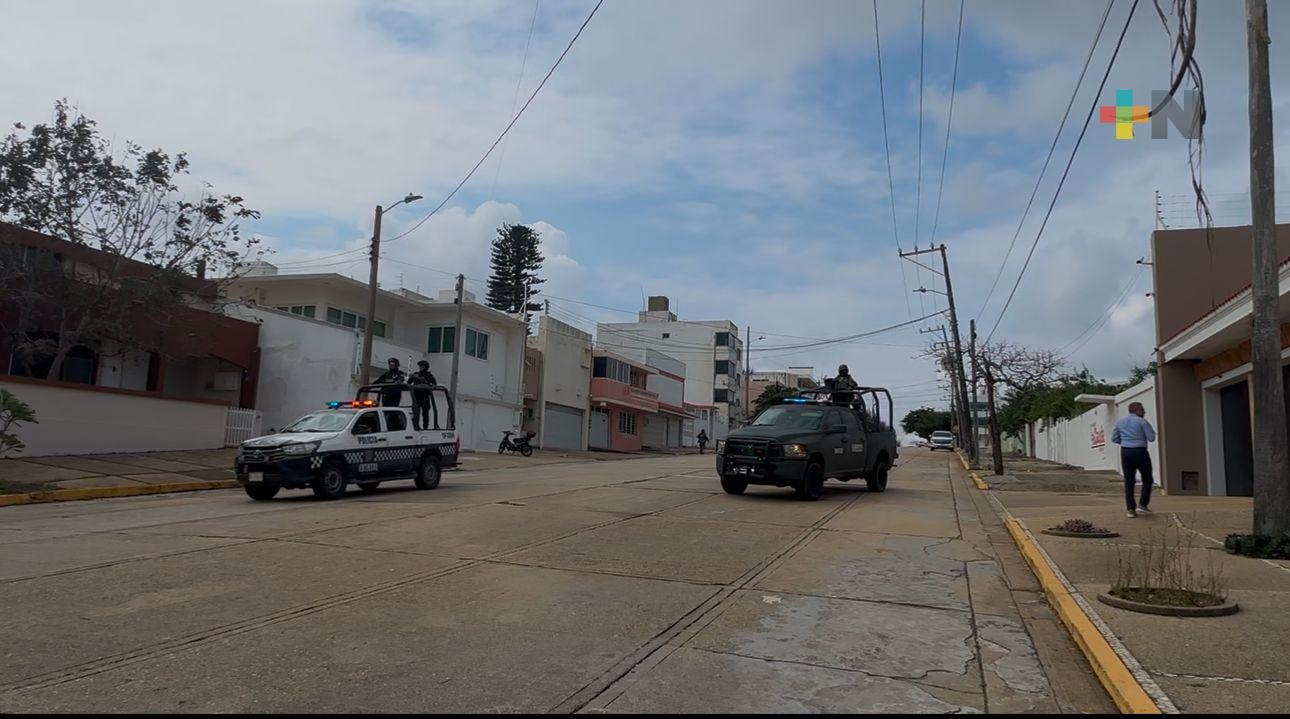 En operativo desinstalan cámaras de video en postes de Coatzacoalcos