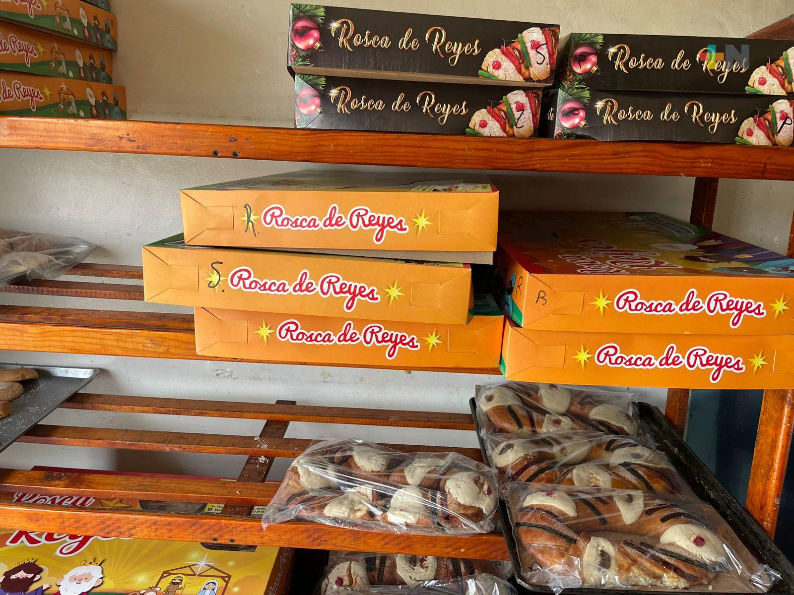Panaderías tradicionales de Xalapa reportan buenas ventas de roscas de Reyes