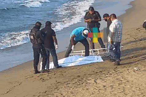 Encuentra a un hombre sin vida en playa de Coatzacoalcos