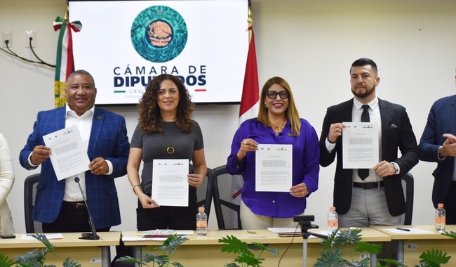 Firman SEP y UFCW acuerdo para implementa Programa de Certificación para migrantes mexicanos en Canadá
