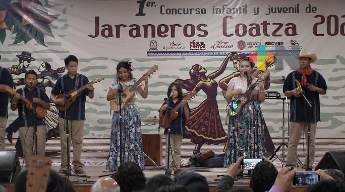 Realizan el «Primer concurso infantil y juvenil de jaraneros Coatza 2025»