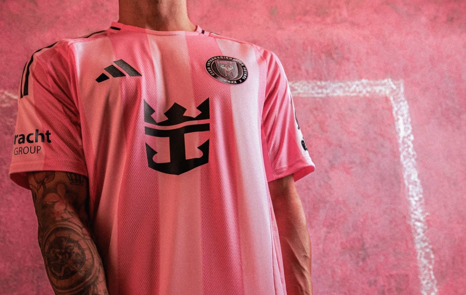 Inter Miami presenta su uniforme para la temporada 2025