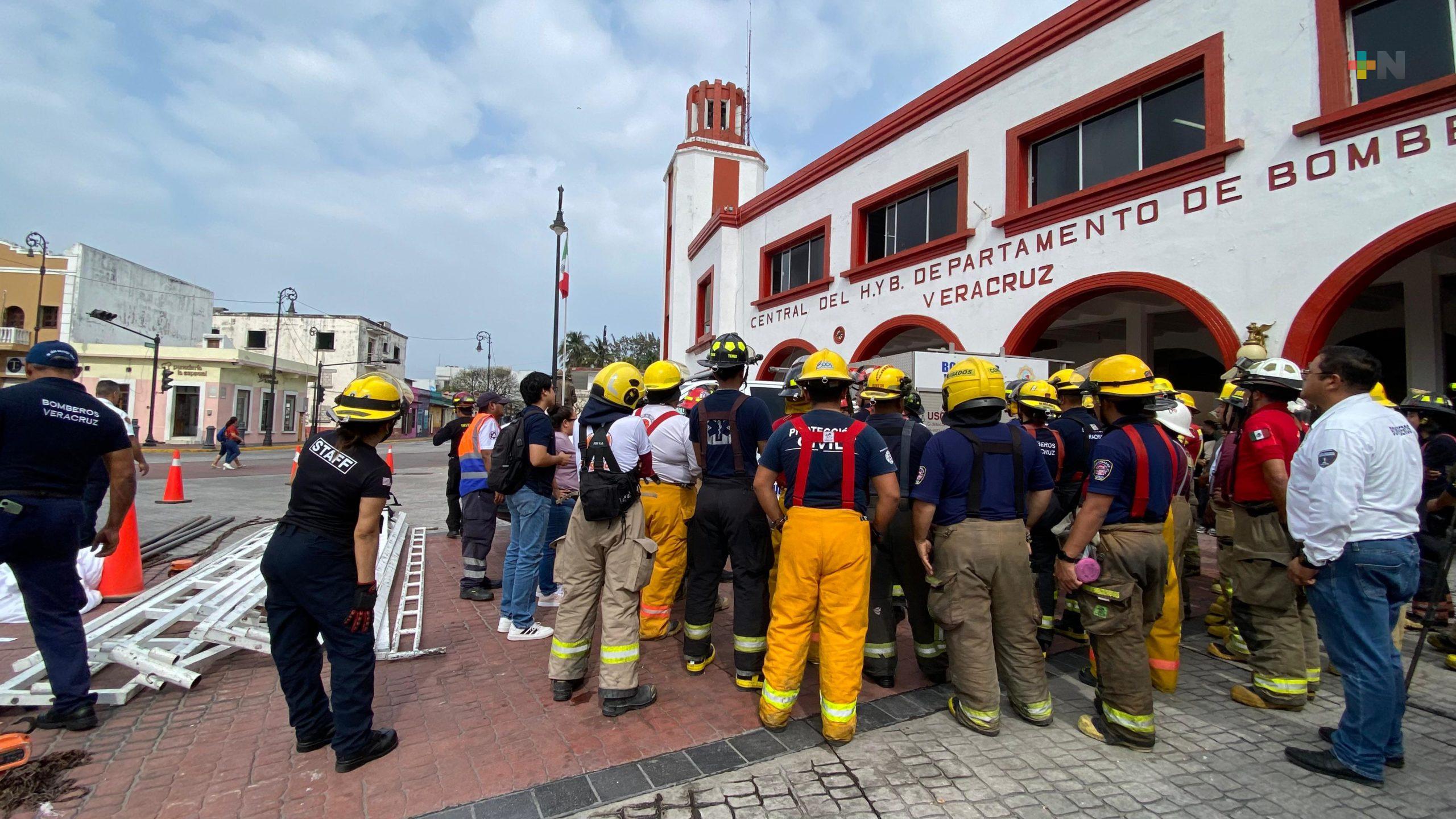 Fundación Bomberos Latinos capacita en Veracruz puerto a 45 elementos