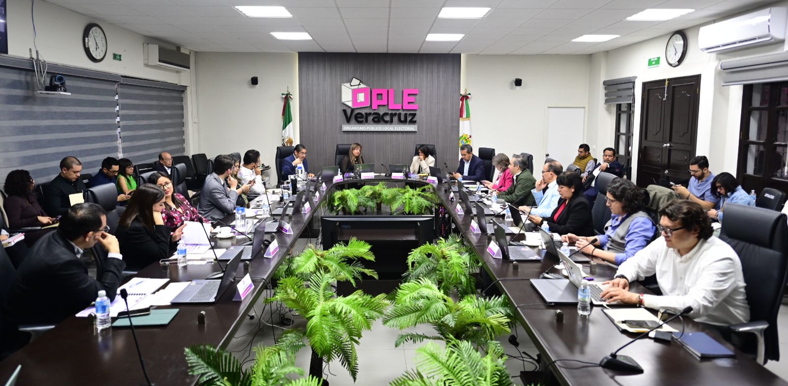 ¿Cuánto percibirán los consejeros del OPLE en Veracruz?