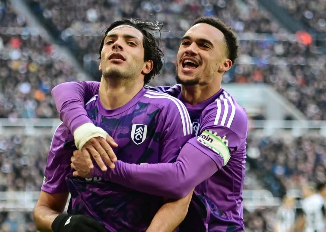 Noveno gol de Jiménez en la Premier Legue