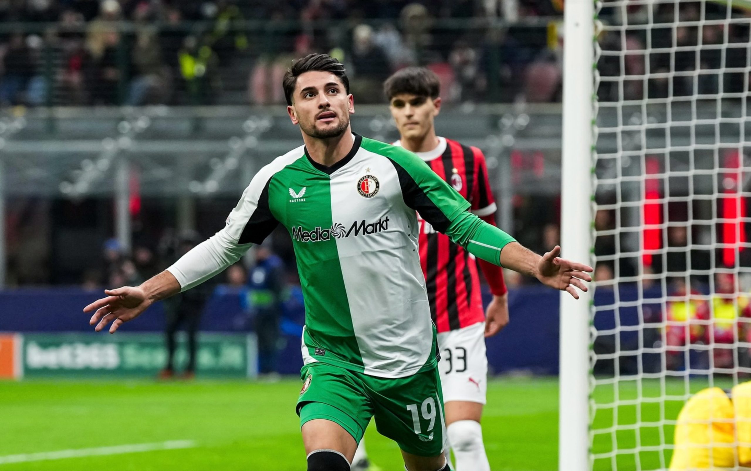 Feyenoord elimina el AC Milán en la UEFA Champions League