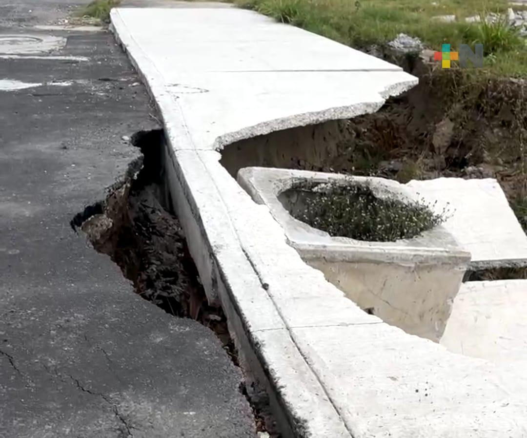 Hundimiento en fraccionamiento del municipio de Veracruz genera preocupación en residentes