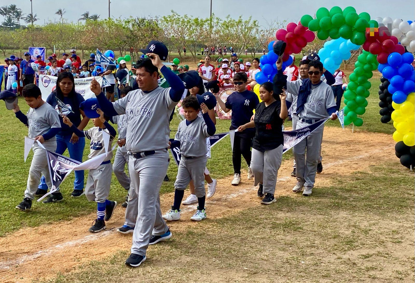 En Coatzacoalcos, inauguran liga regional de beisbol su temporada 15