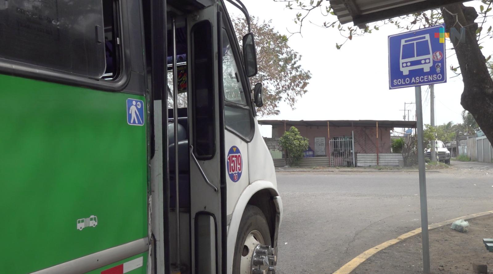 Solicita ciudadano reposición de paradas en Circuito Presidente