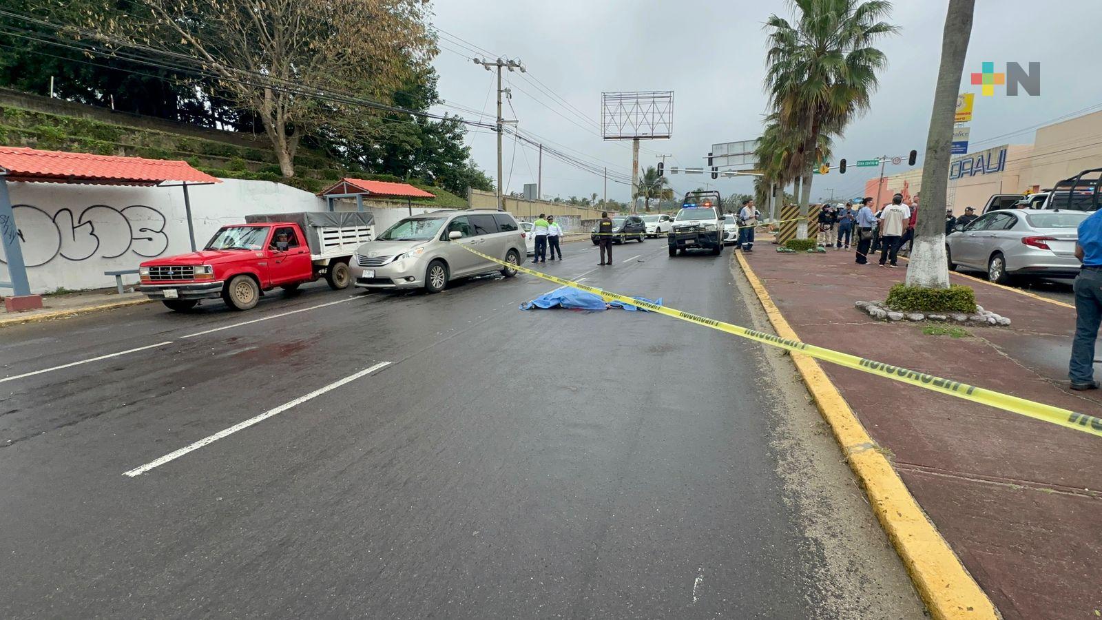 Fallece mujer atropellada en Coatza; falta cultura vial entre conductores y peatones dicen testigos