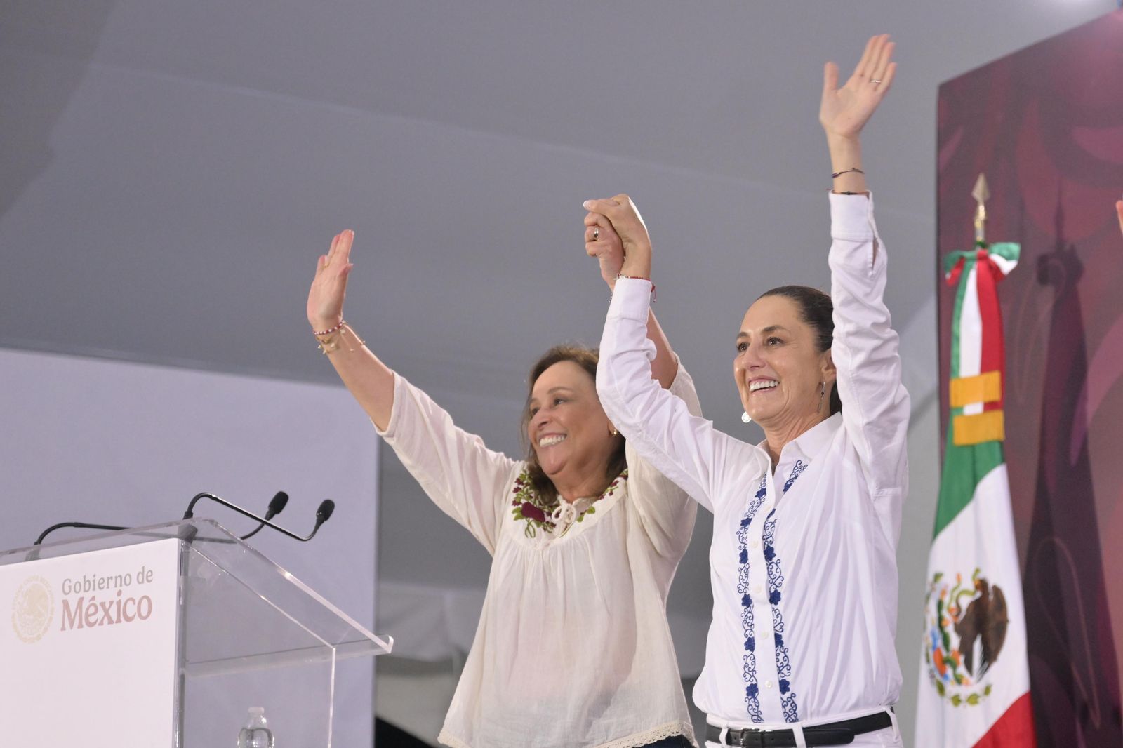 Estamos visibilizadas y acompañadas: Rocío Nahle al recibir a Claudia Sheinbaum