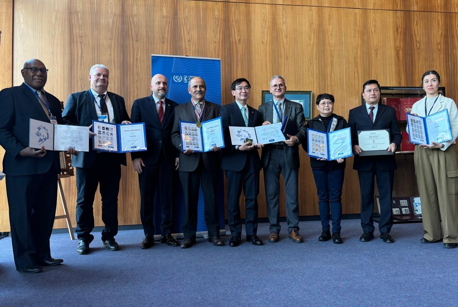 Recibe México reconocimiento de la Unión Postal Universal