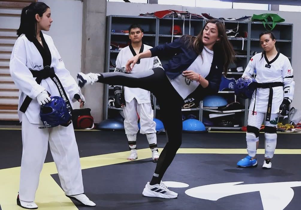 Parataekwondoínes inician año competitivo en Abierto de Turquía 2025