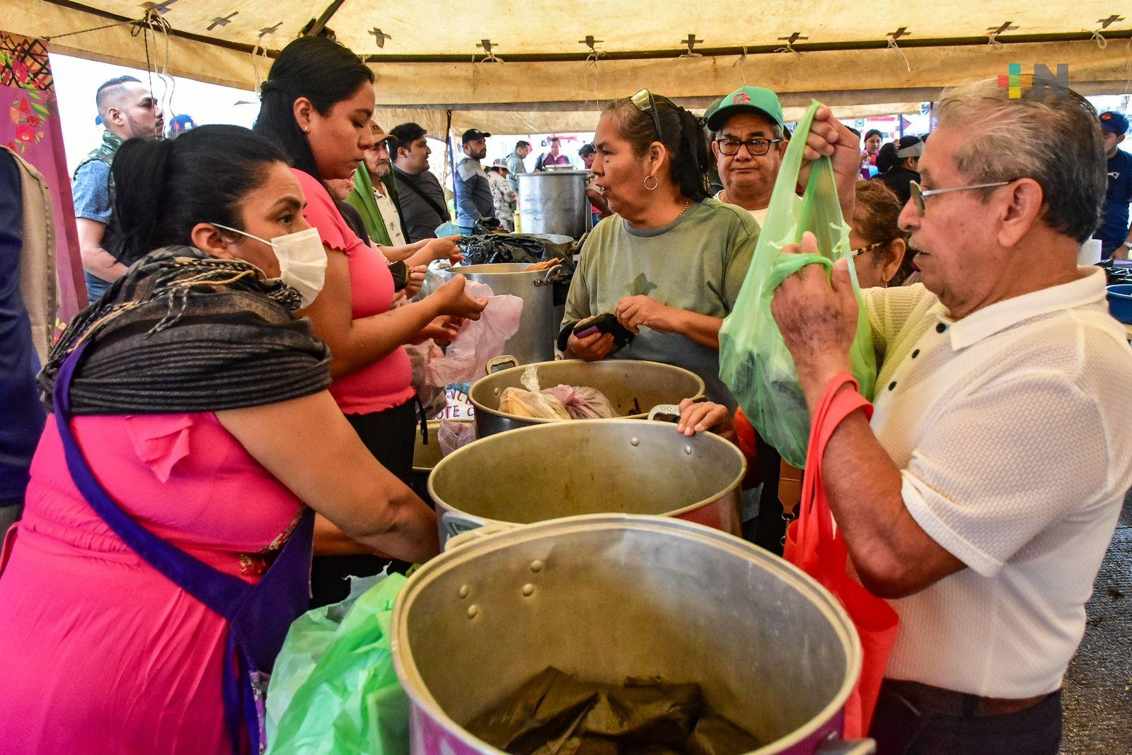 Venta de tamales en Coatzacoalcos reportan buenas ganancias