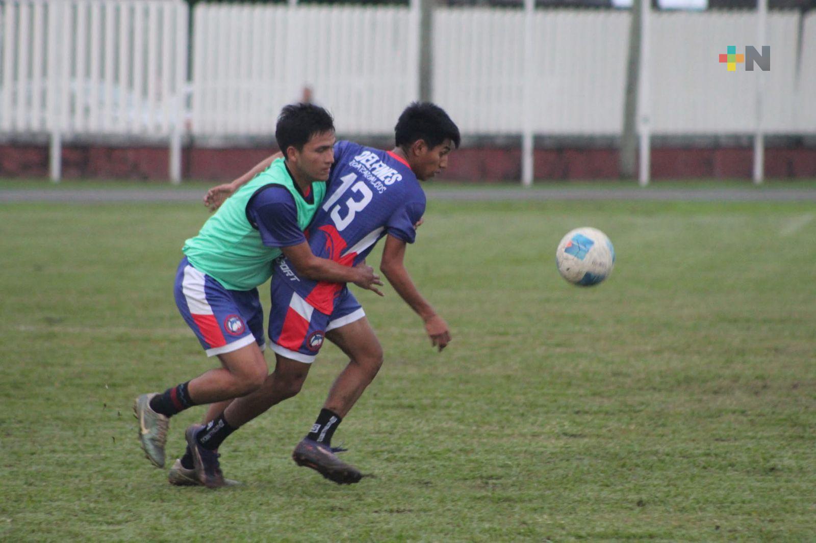 Club deportivo Delfines de Coatzacoalcos se prepara para enfrentar a los Artesanos Bajos de Chila de Villahermosa