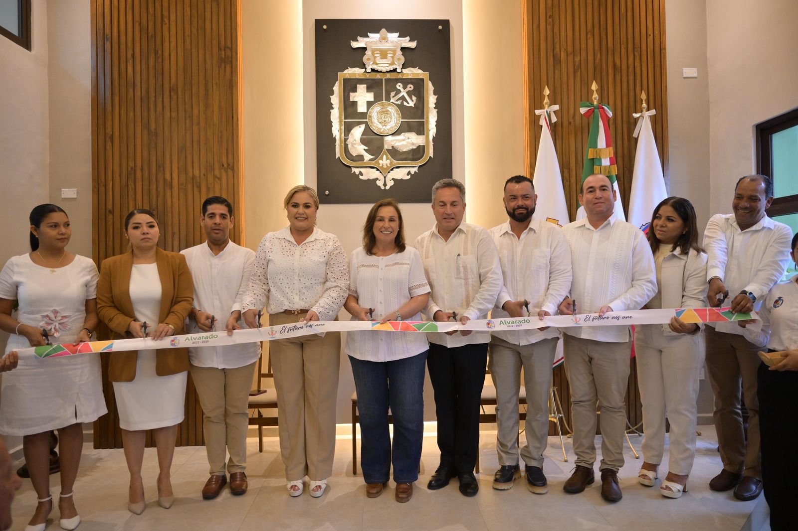 Rocío Nahle inaugura la rehabilitación del Registro Civil de Alvarado