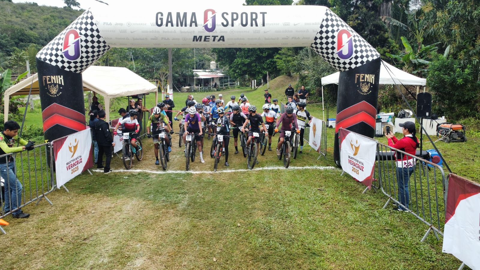 Xalapa domina el Selectivo Estatal de Ciclismo de montaña