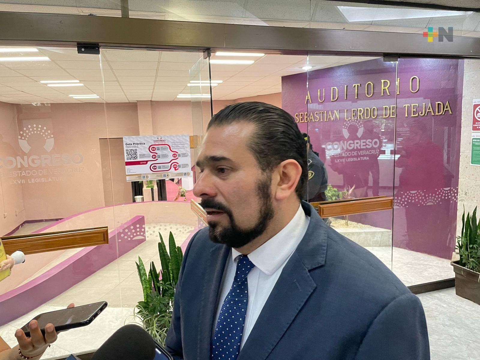 Abogados veracruzanos integran red de profesionistas para apoyar a migrantes