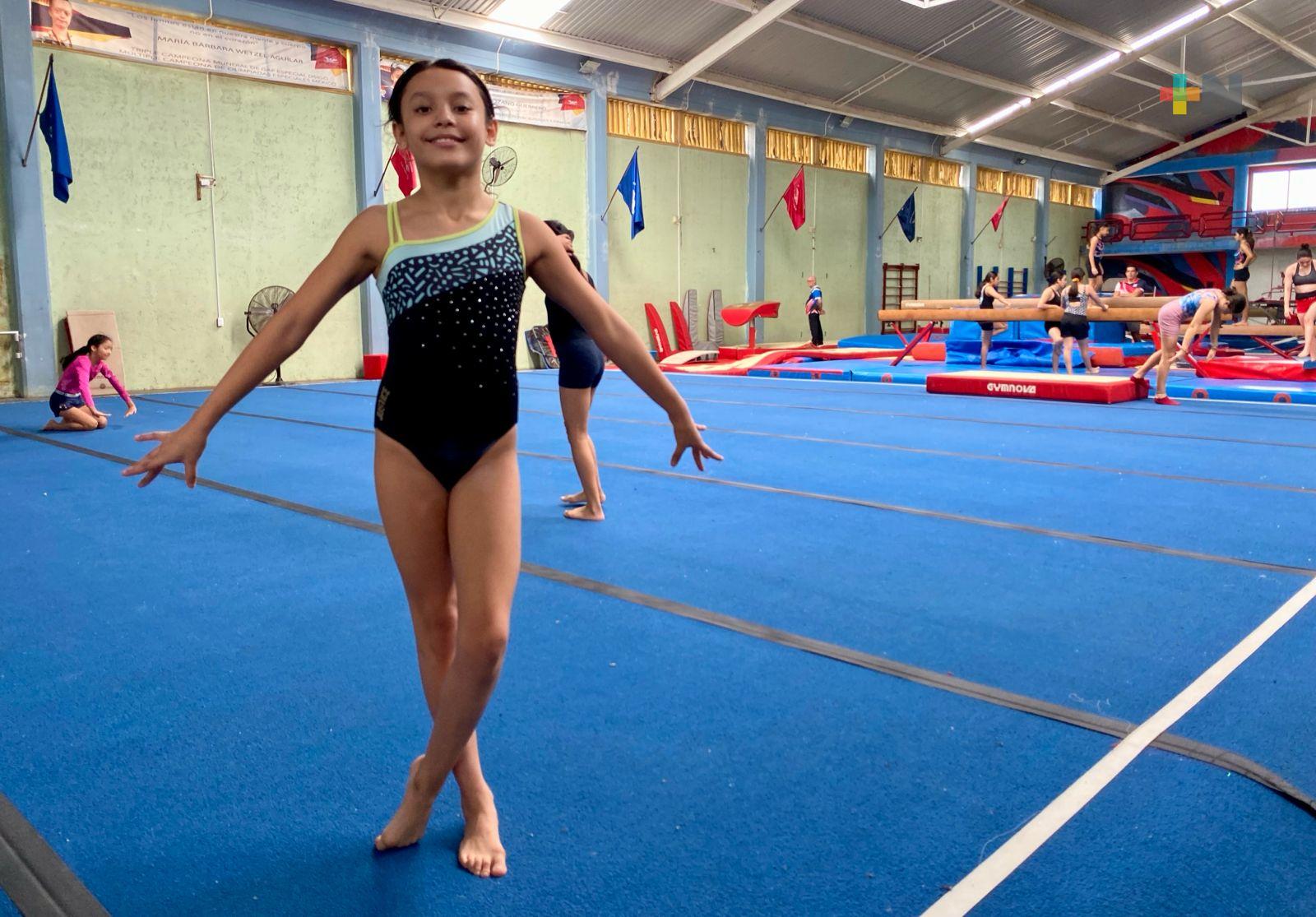 Legna Puig se prepara para destacar en Campeonato Estatal de Gimnasia Artística