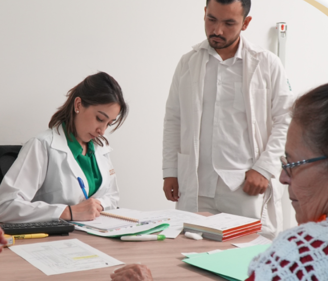 Coordinación con IMSS-Bienestar para garantizar insumos, medicamentos y atención