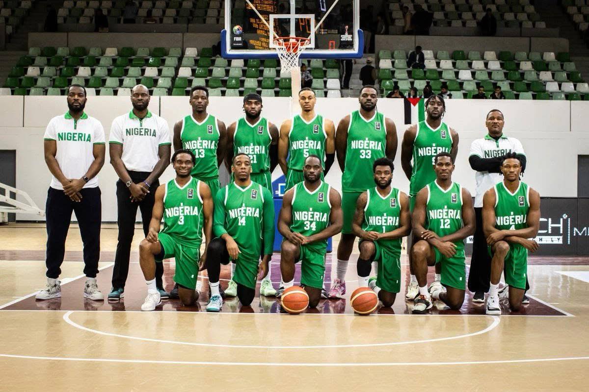 Exitosa gira de Deji Akindele con la selección de Nigeria