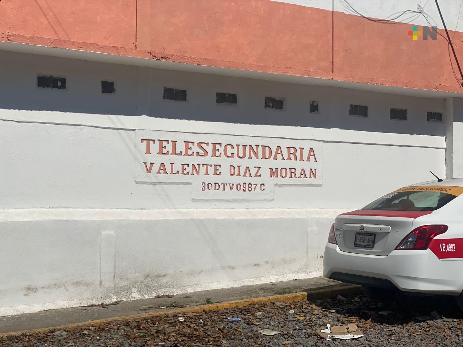 Por presuntas amenazas de muerte suspendieron clases en telesecundaria de Veracruz puerto
