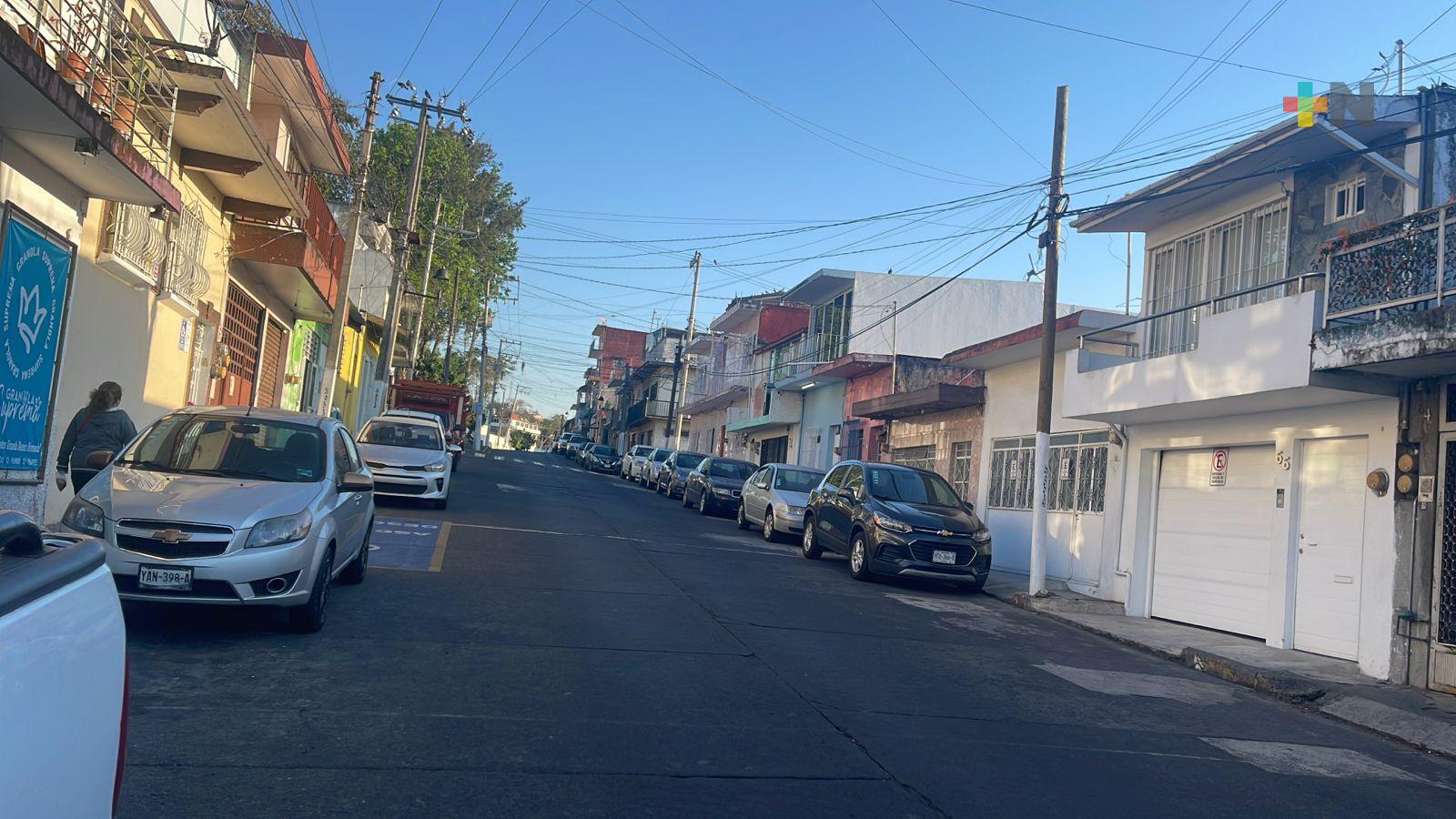 Cielo despejado a medio nublado, aumenta la probabilidad de lluvia