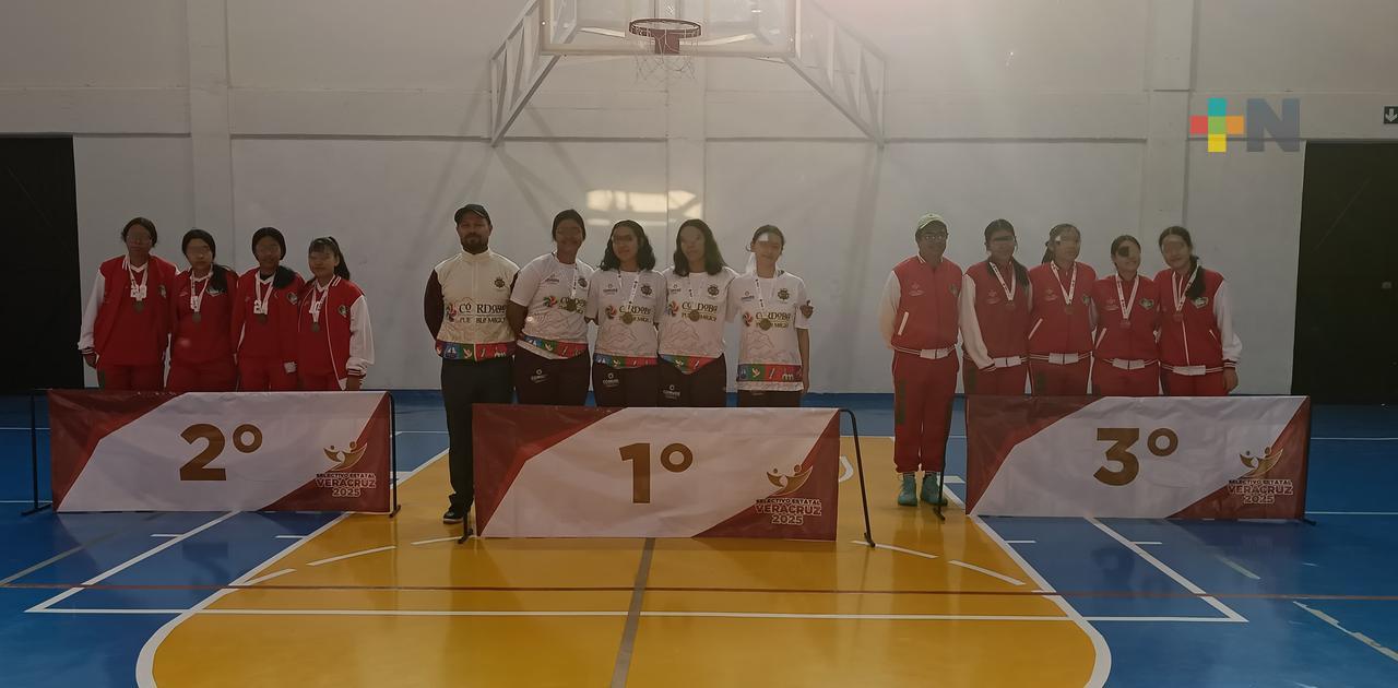 Ganadores del basquetbol 3 x 3 obtienen pase al macrorregional en Oaxaca