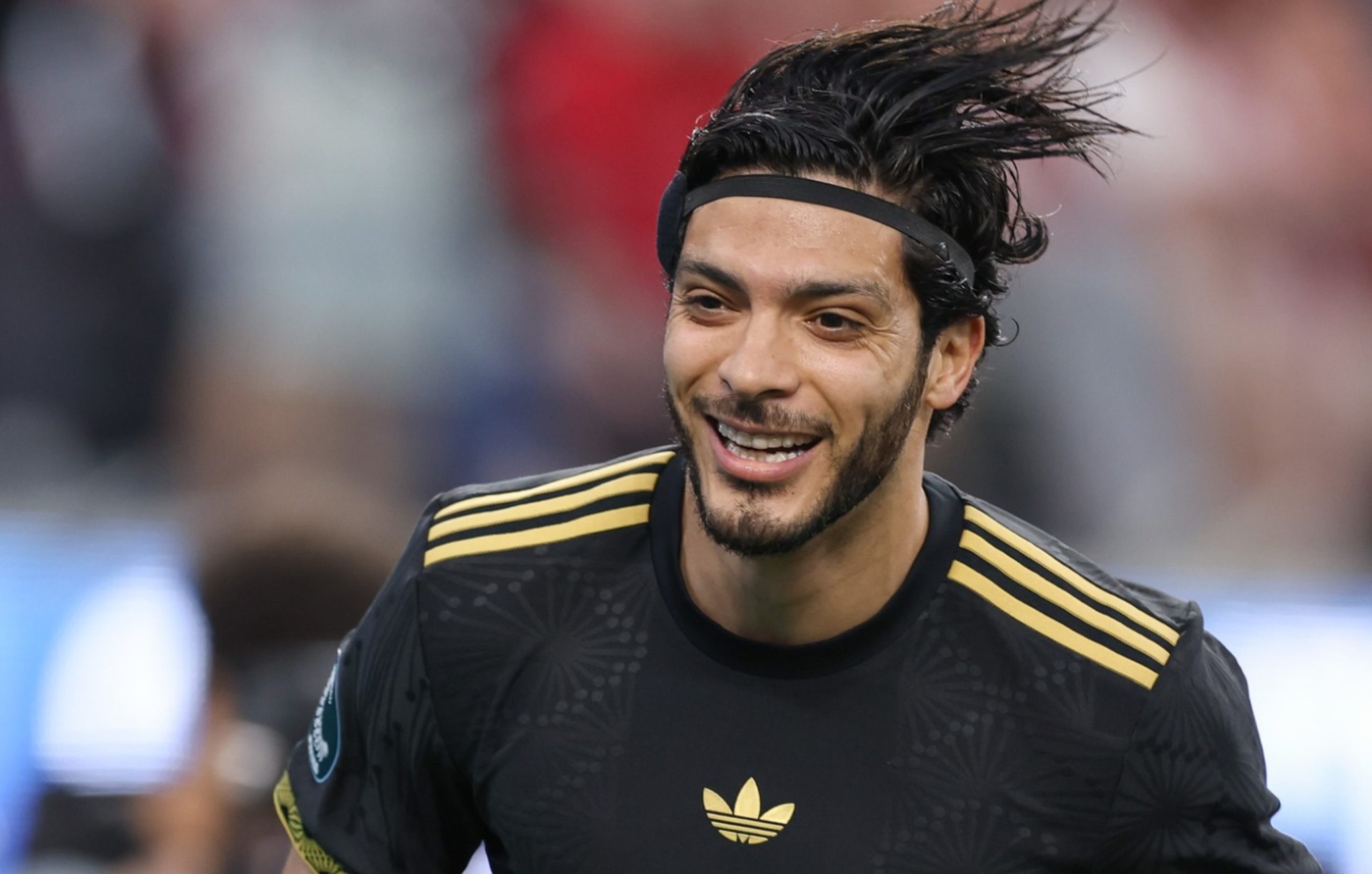 Doblete de Jiménez en la coronación de México en la Liga de Naciones