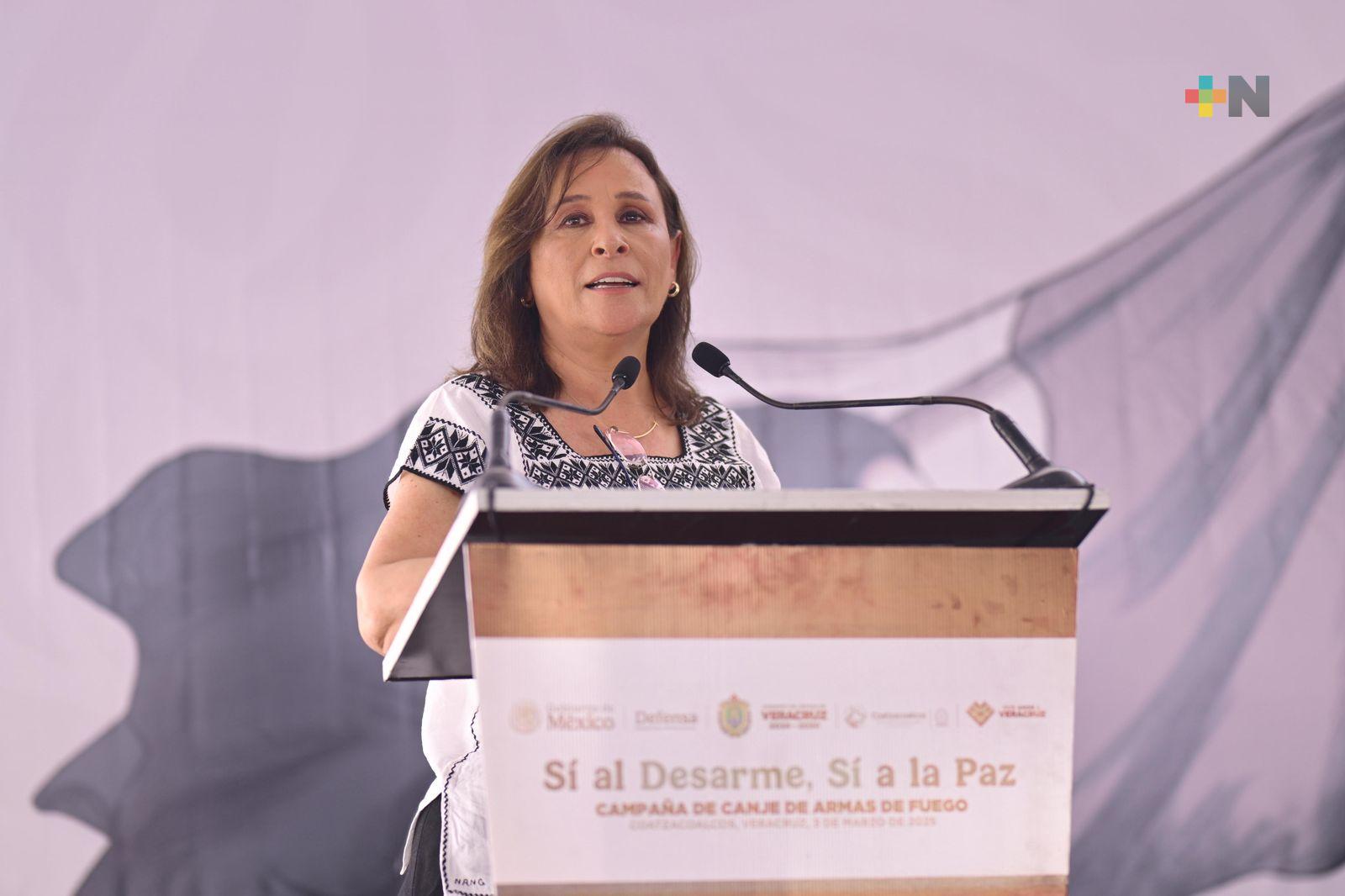 Ofrece gobernadora que policías y docentes accederán a vivienda con apoyo estatal