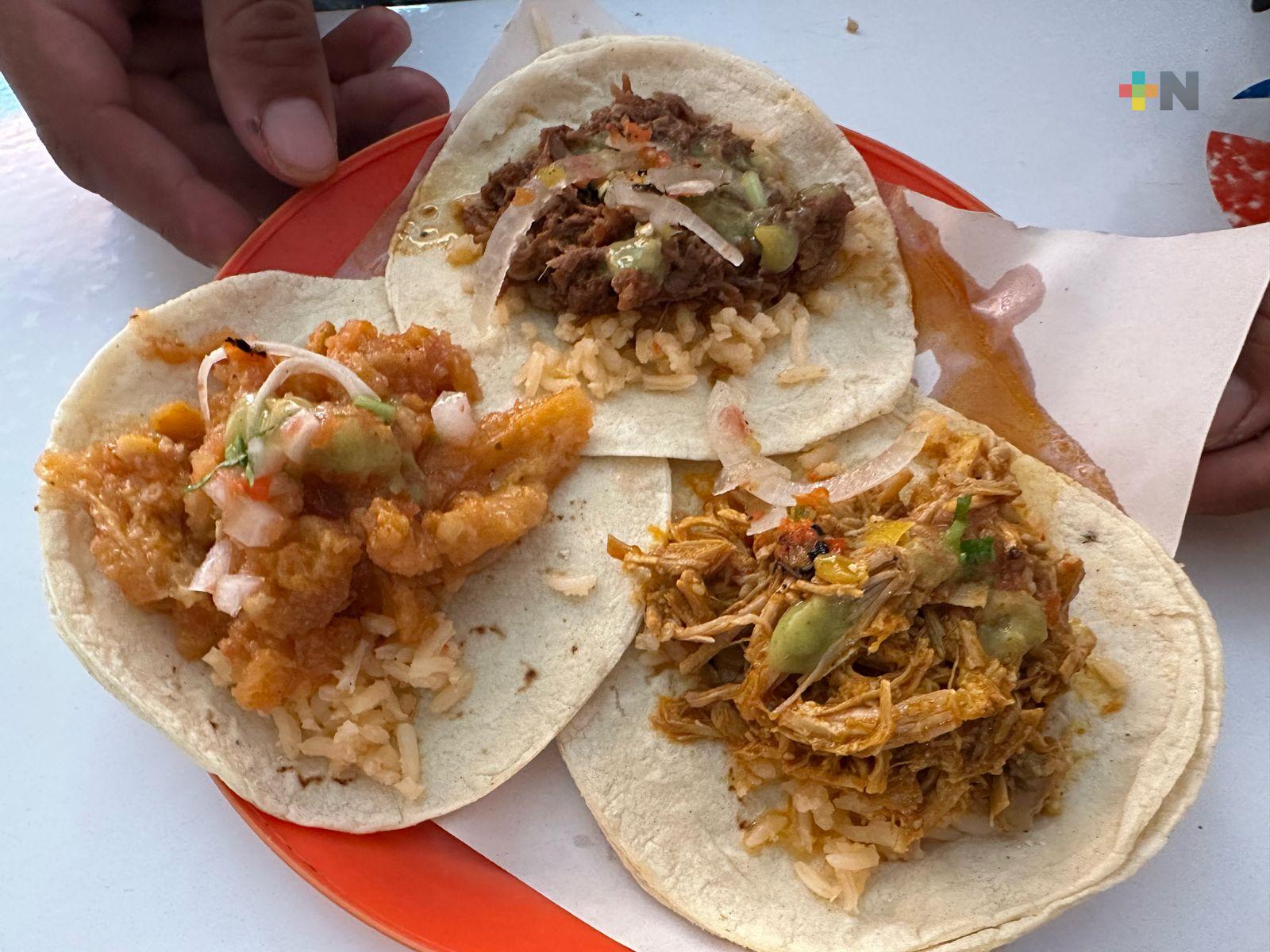 Tacos de guisado se han convertido en desayuno común de coatzacoalqueños