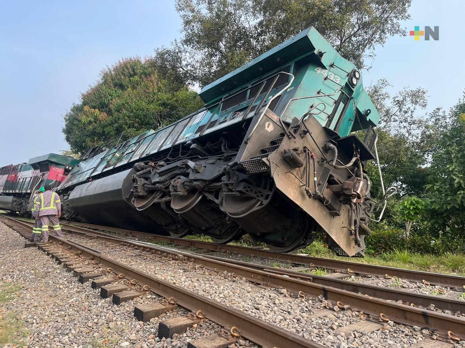 Descarrila tren de Ferrosur en Chinameca; suspenden circulación del corredor interoceánico