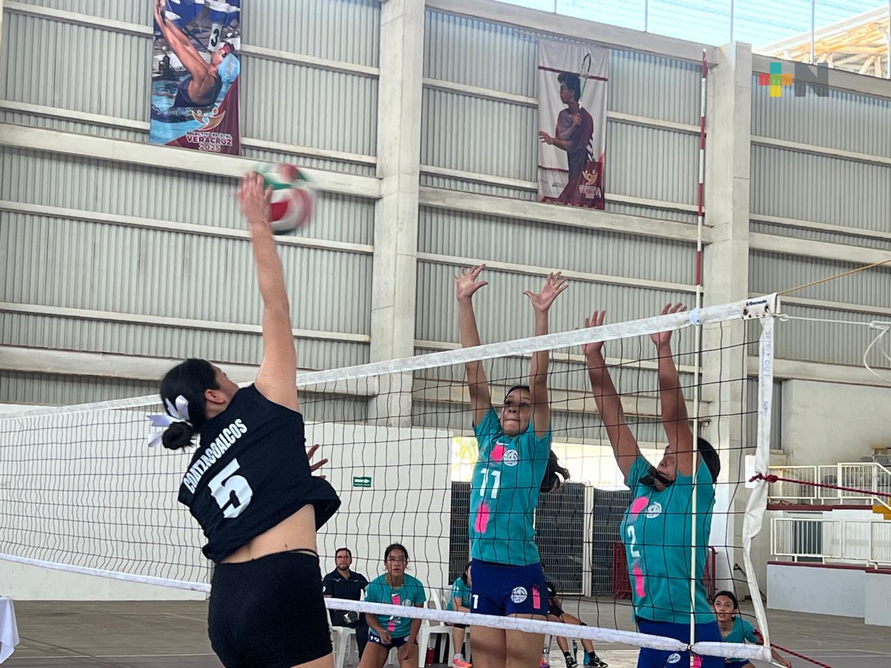 Voleibol de sala combinará su selección