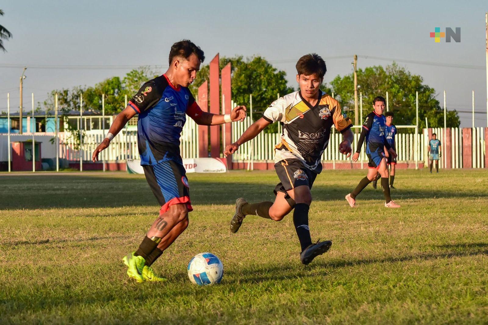 Delfines de Coatza pasa a la liguilla de la Tercera División